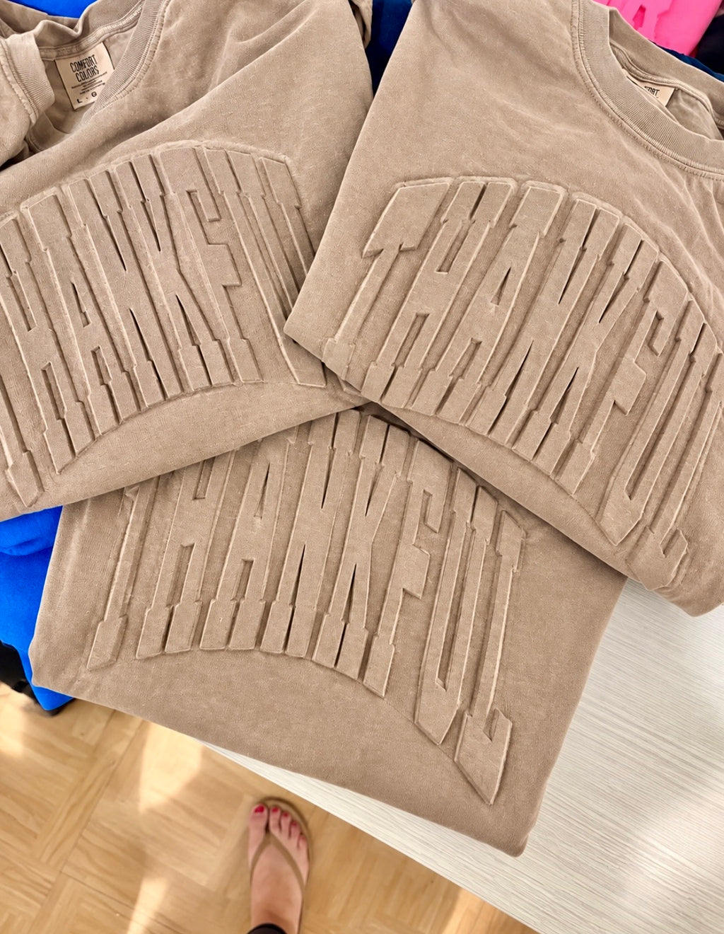 ESPRESSO EMBOSSED “THANKFUL” tee