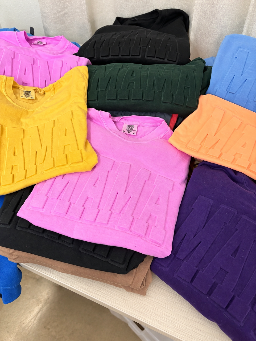 MAMA embossed tee